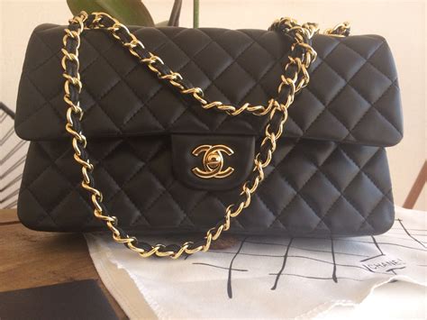 cuanto vale un bolso chanel original|bolsas Chanel pre owned.